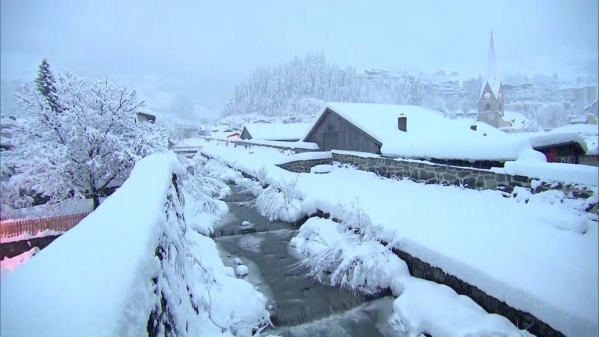 Záplavy, laviny a první mrtví: počasí dál sužuje Rakousko